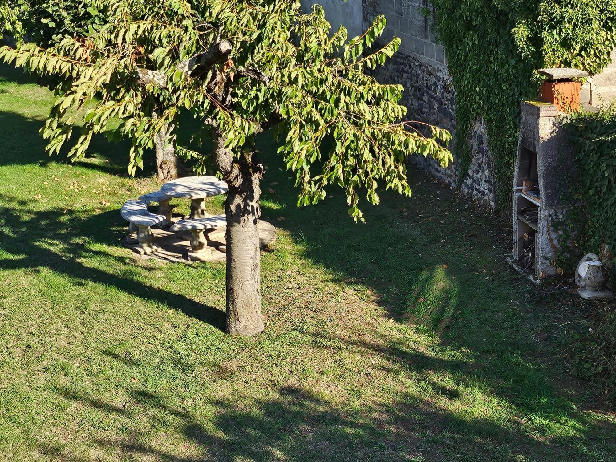 La Bourzede Apartment *